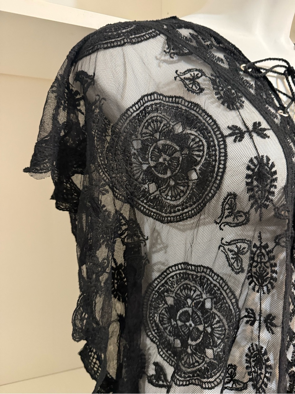 45 BLACK LACE COVER UP ONE SIZE - Picture 4 of 8